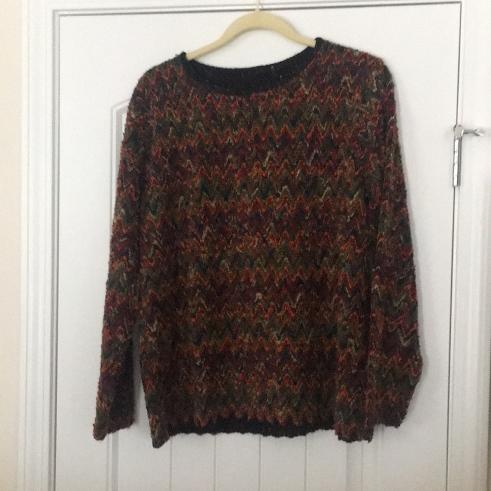 Sweater - Picture 2 of 4